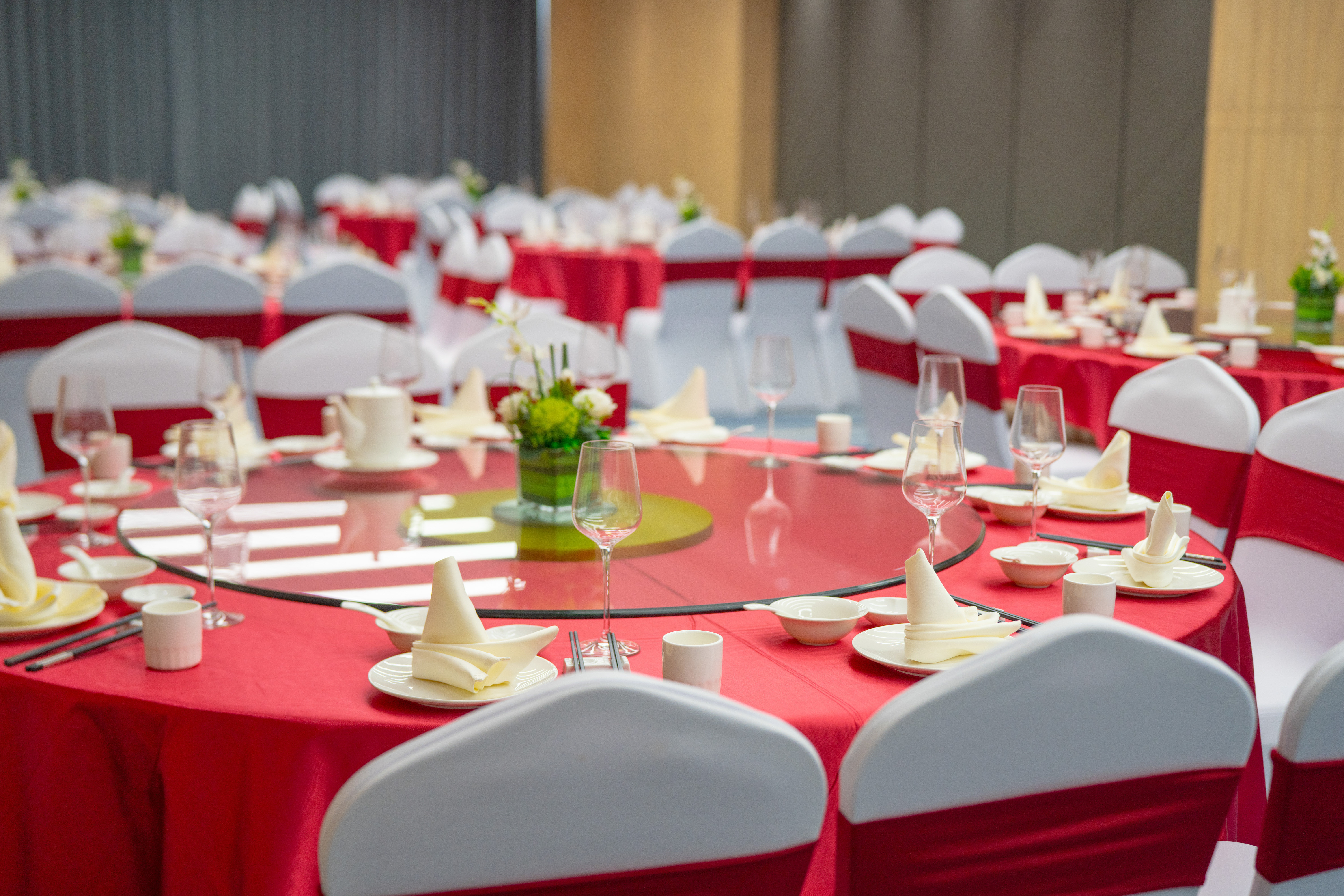 Holiday Inn Express Guangzhou Panyu Dashi 35/45