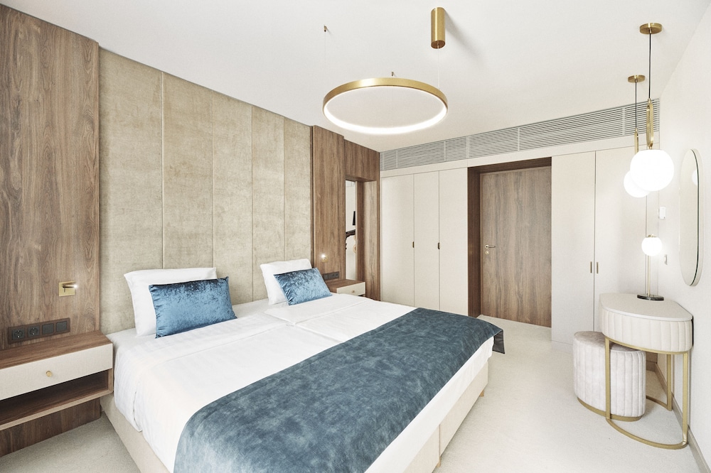 Exclusive, Suite, King Bed