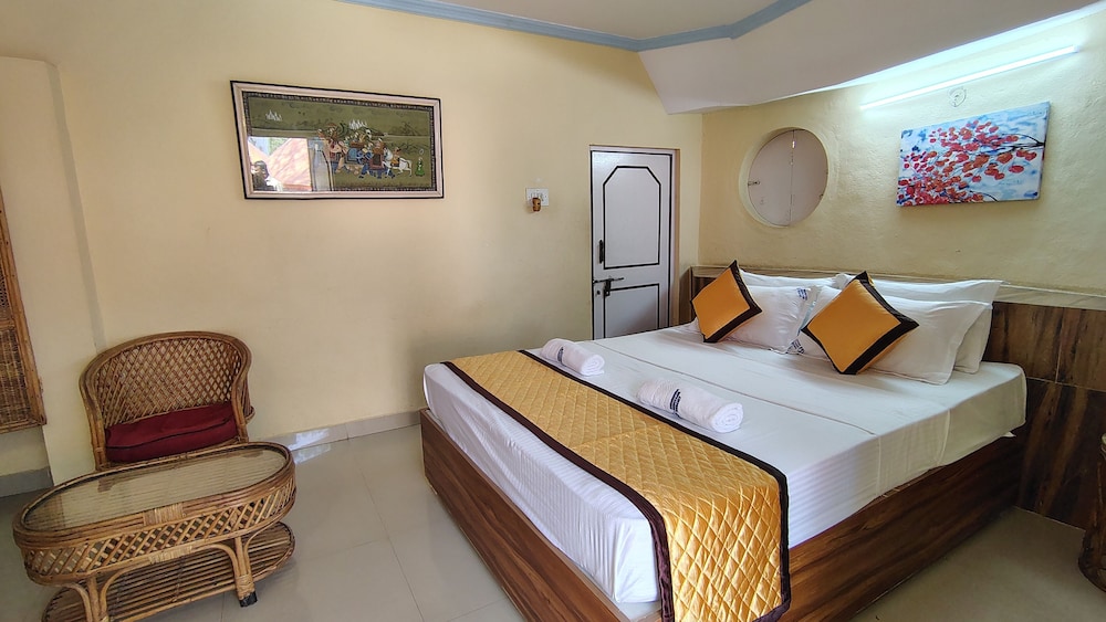 KISHKINDA HERITAGE RESORT 5/50