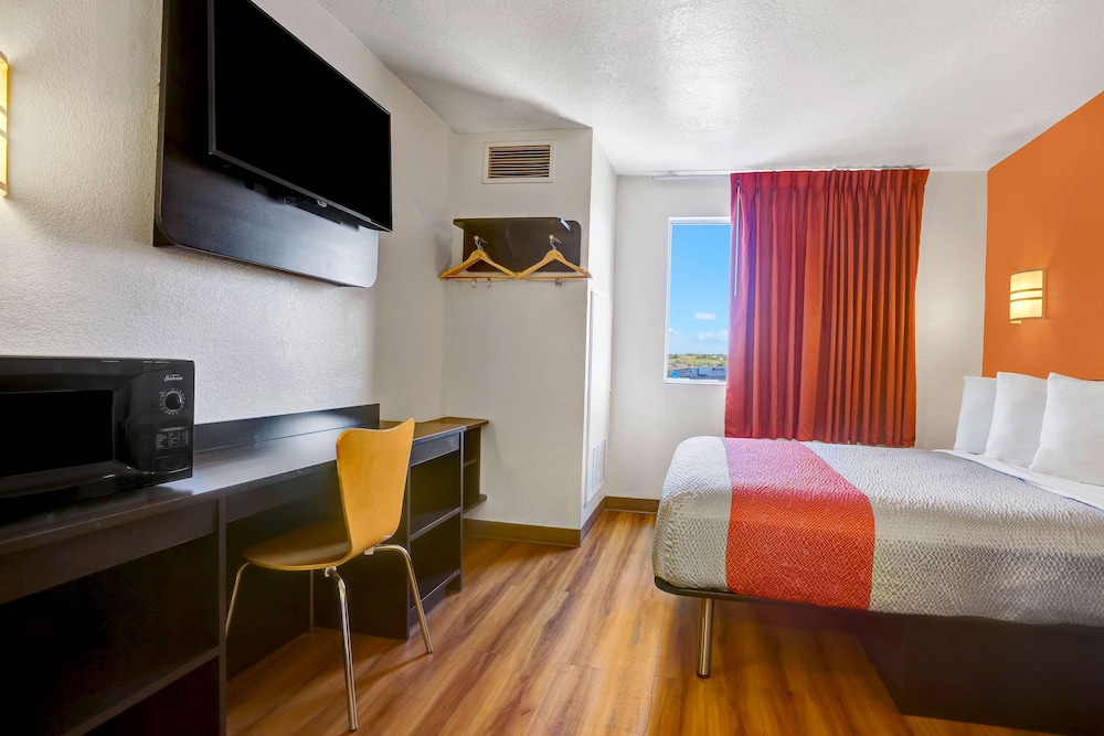 Motel6 Benson, AZ 26/47