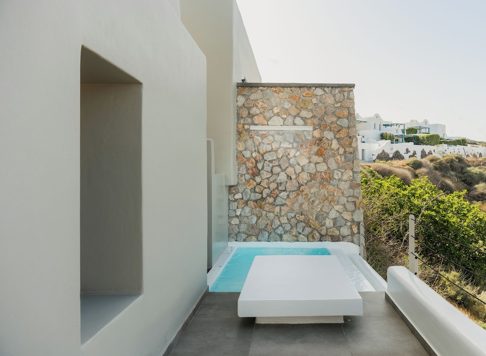 Black Diamond Suites Adults Only 23/50
