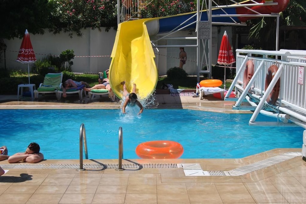 Club Ekinci Palace 24/29