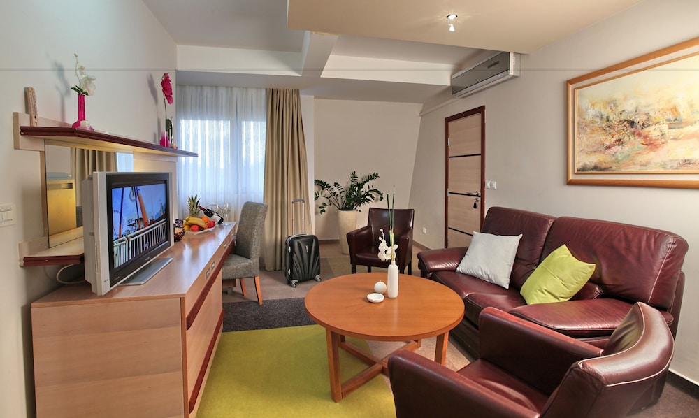 Hotel Zlatibor Mona 50/72