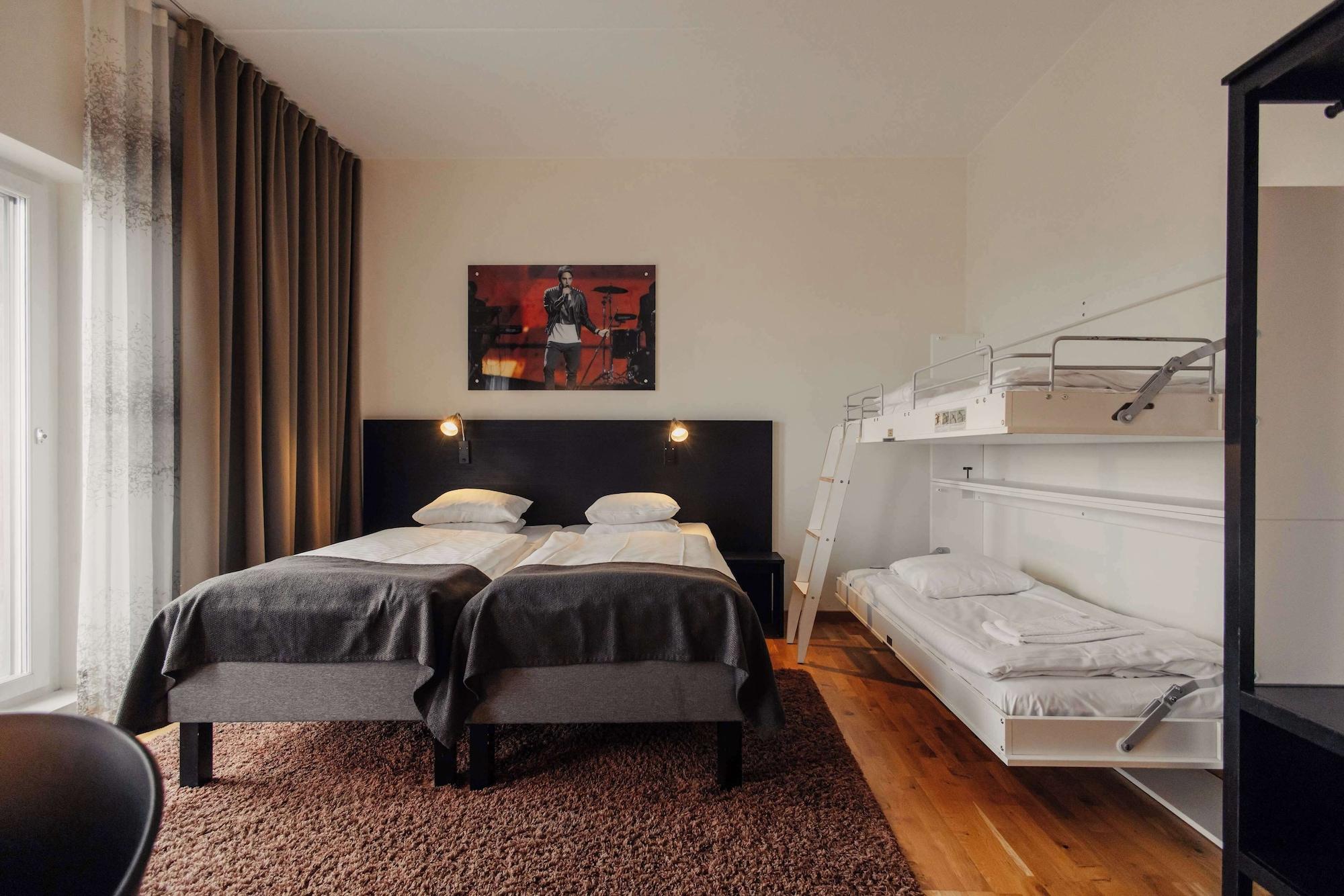 Family, Multiple Beds, Accessible