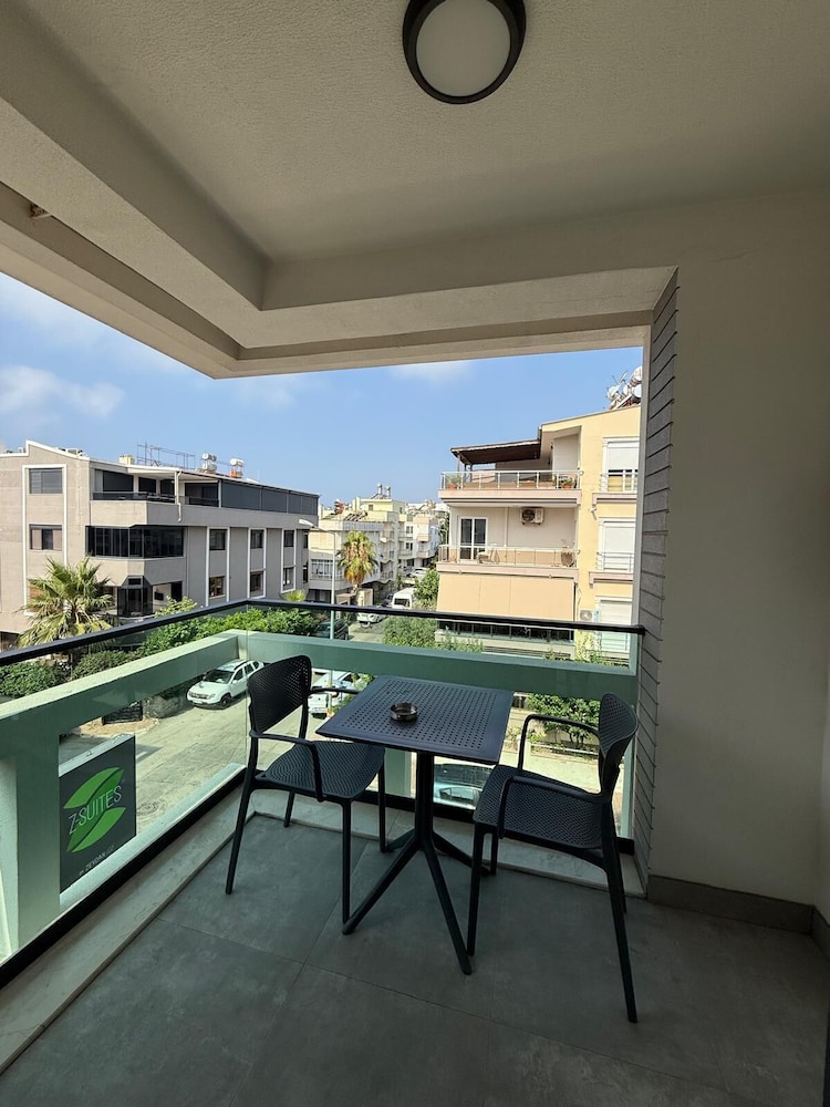 Z-Suites 29/50