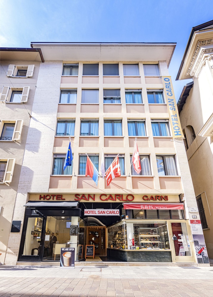 Hotel San Carlo 1/46