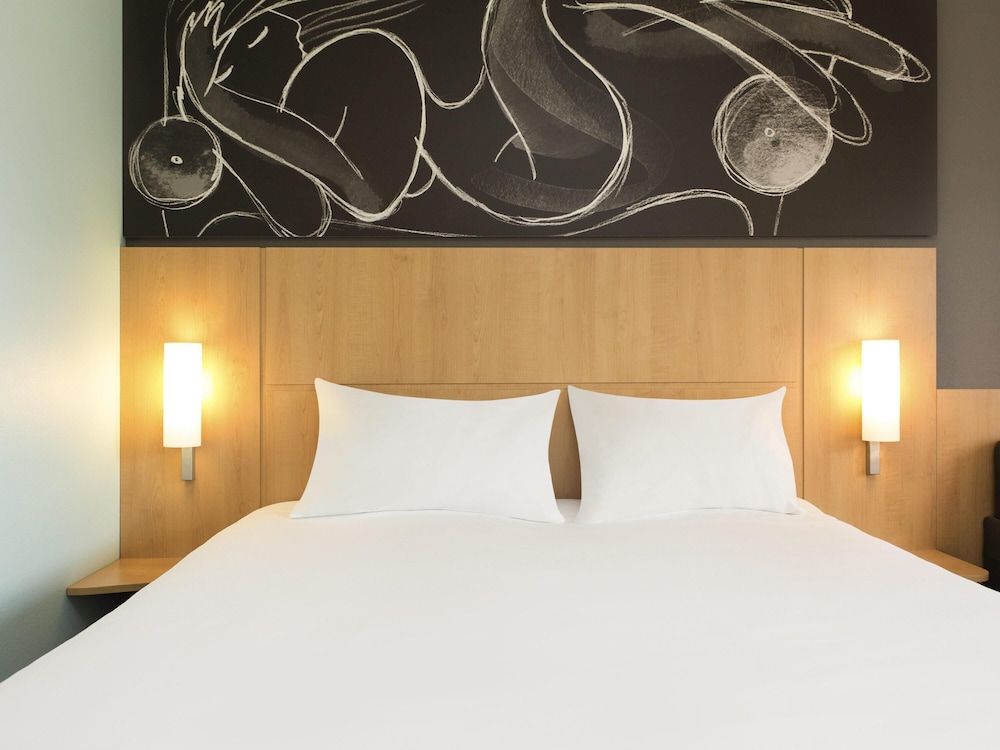 Ibis 3 Lacs Neuchatel 19/50