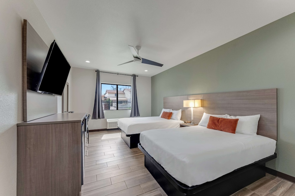 Americas Best Value Inn San Antonio Downtown Riverwalk 16/42