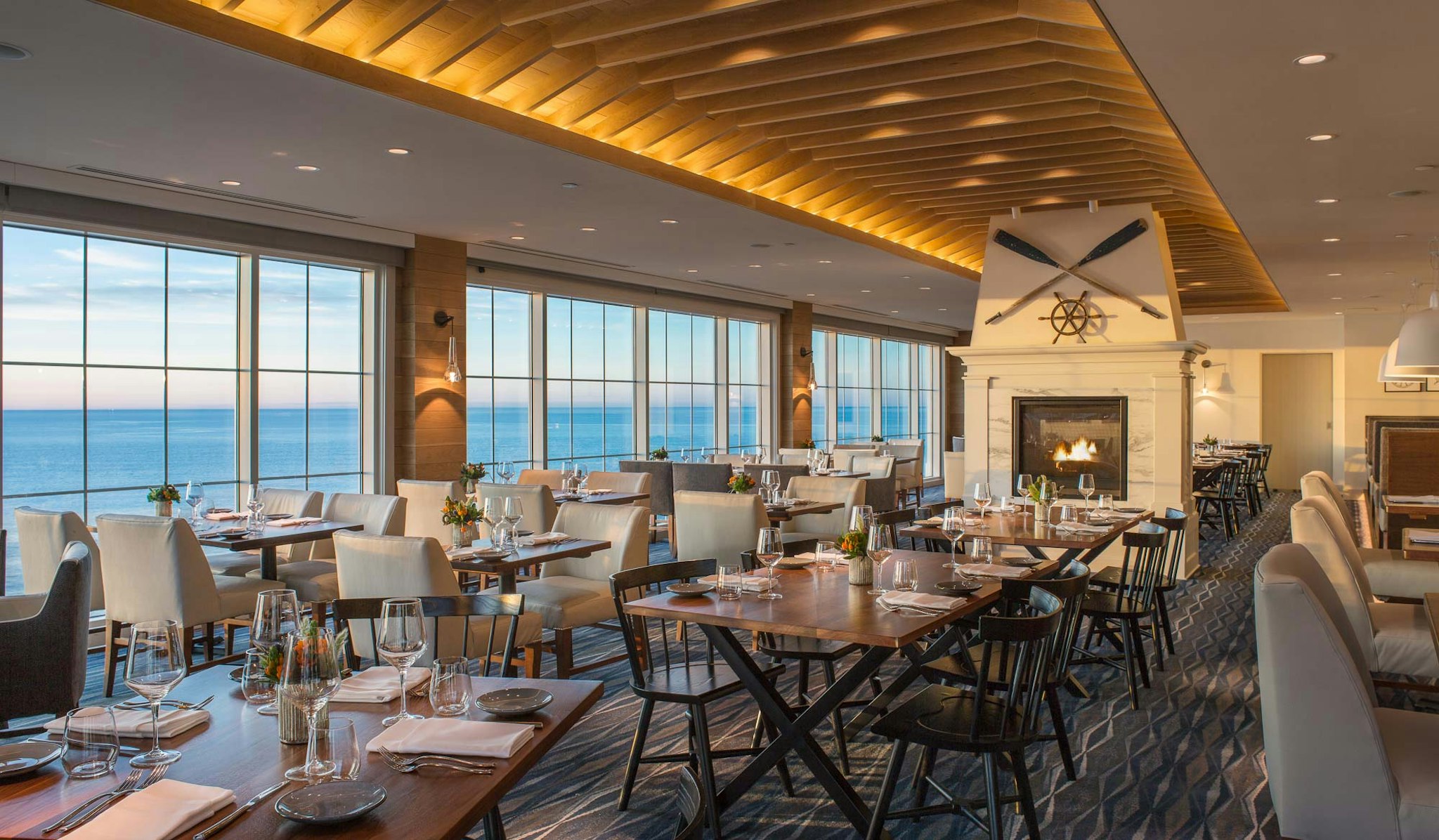 Cliff House Maine 26/30