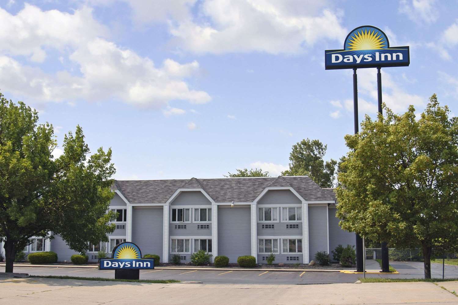 BridgePointe Inn and Suites Council Bluffs 26/29