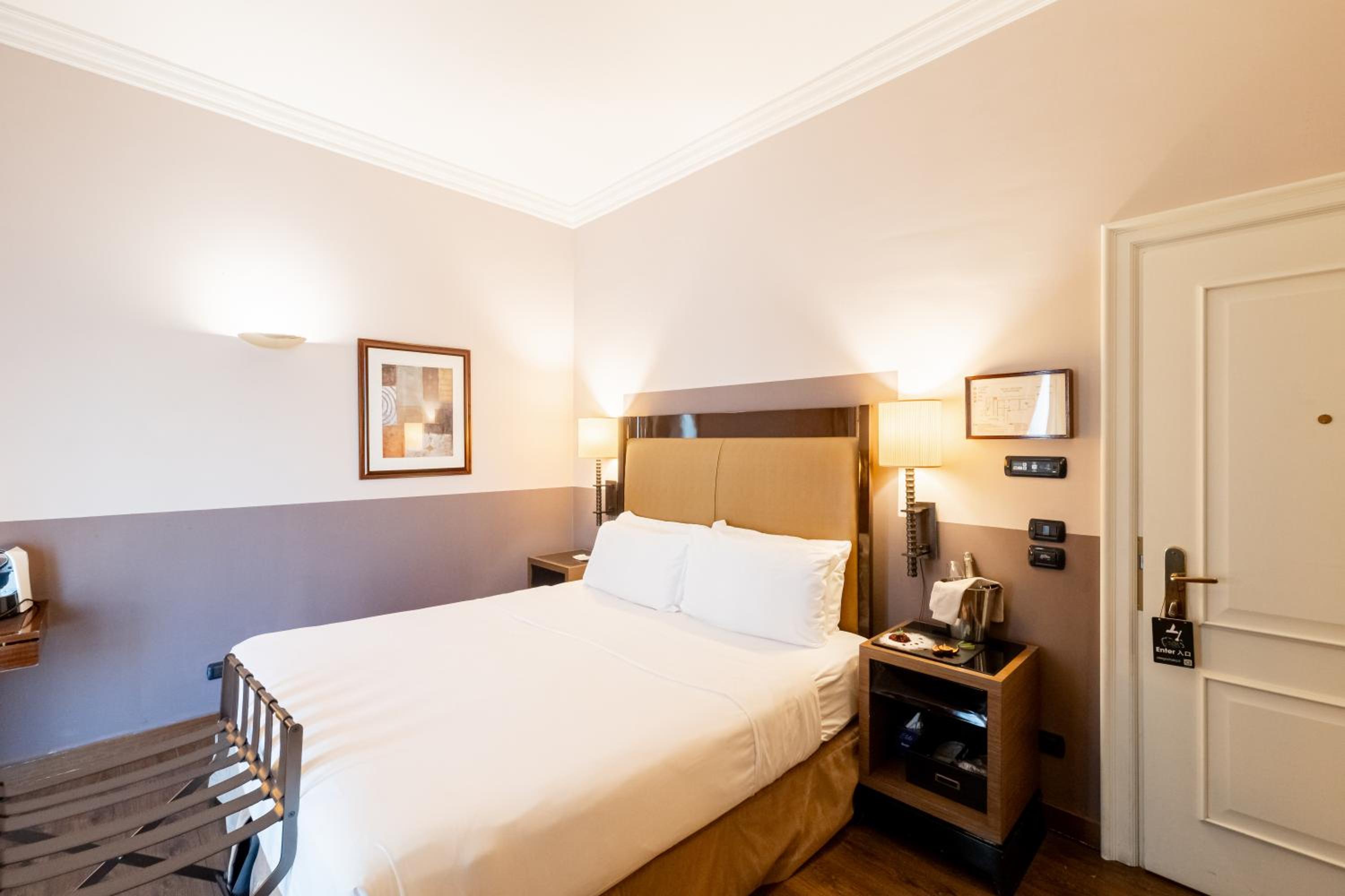 جناح جونيور بسرير كوين، Allegroitalia San Gallo Palace 3/10