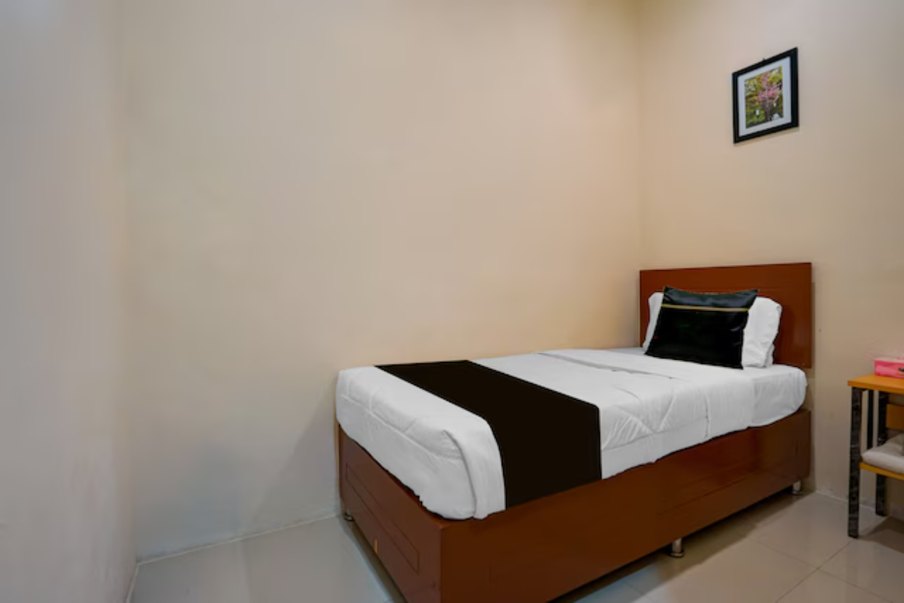 Townhouse Oak near RSUD Dr Zainoel Abidin formerly Poma Hotel 34/46