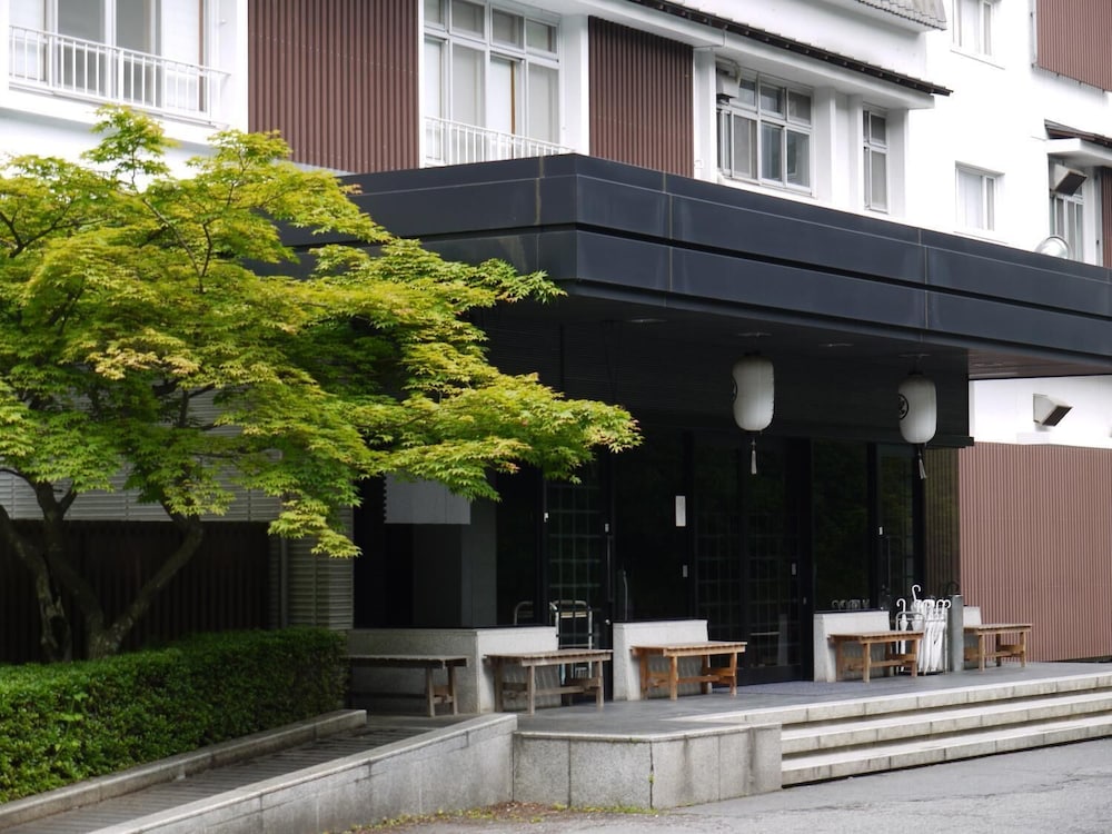 ONSENYADO TSUKAGOSHIYA SHICHIBEE 18/18