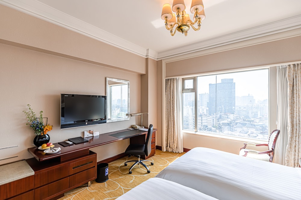 Shangri-La Wuhan 19/70