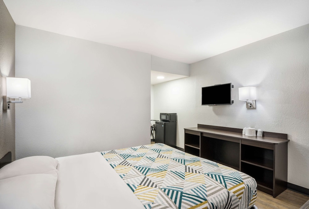Motel6 Sandston, VA - Richmond 27/42