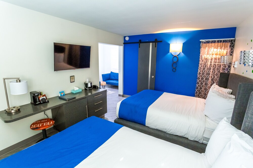 University Inn Tempe 15/45