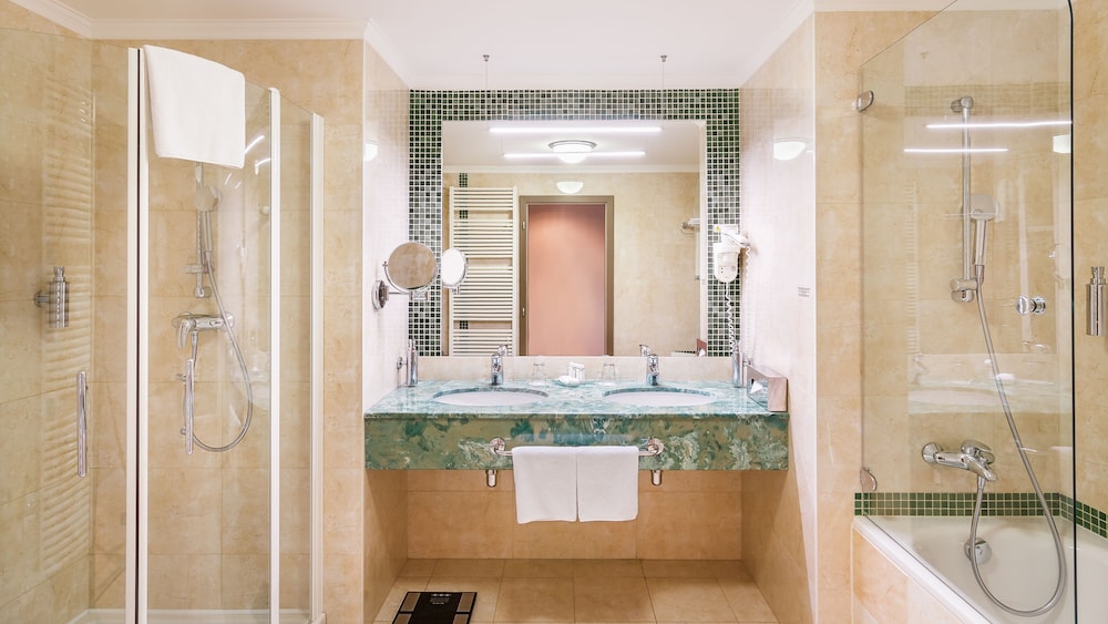 The President 21/71