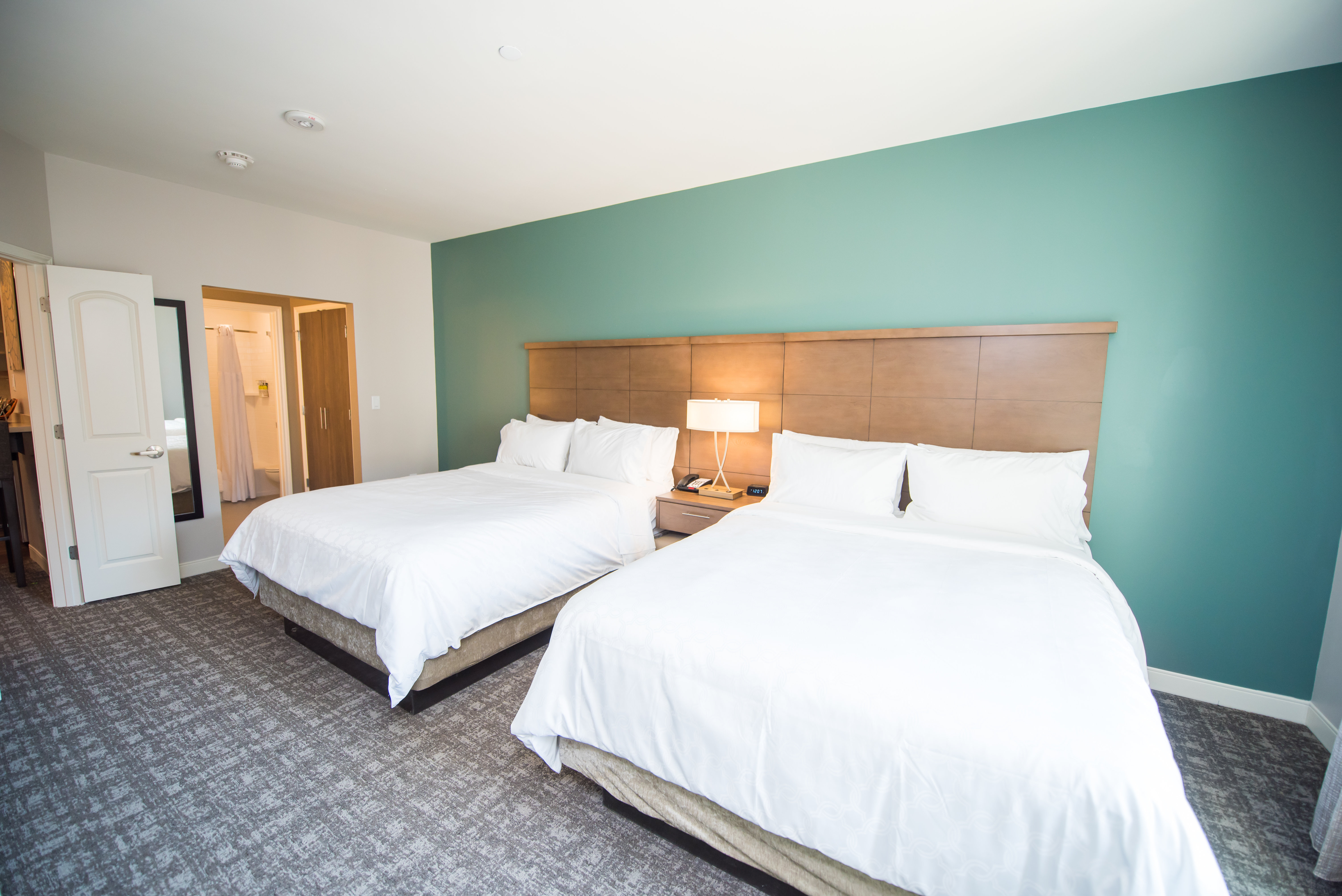 2 Bedrooms, 2 Bathrooms, Accessible