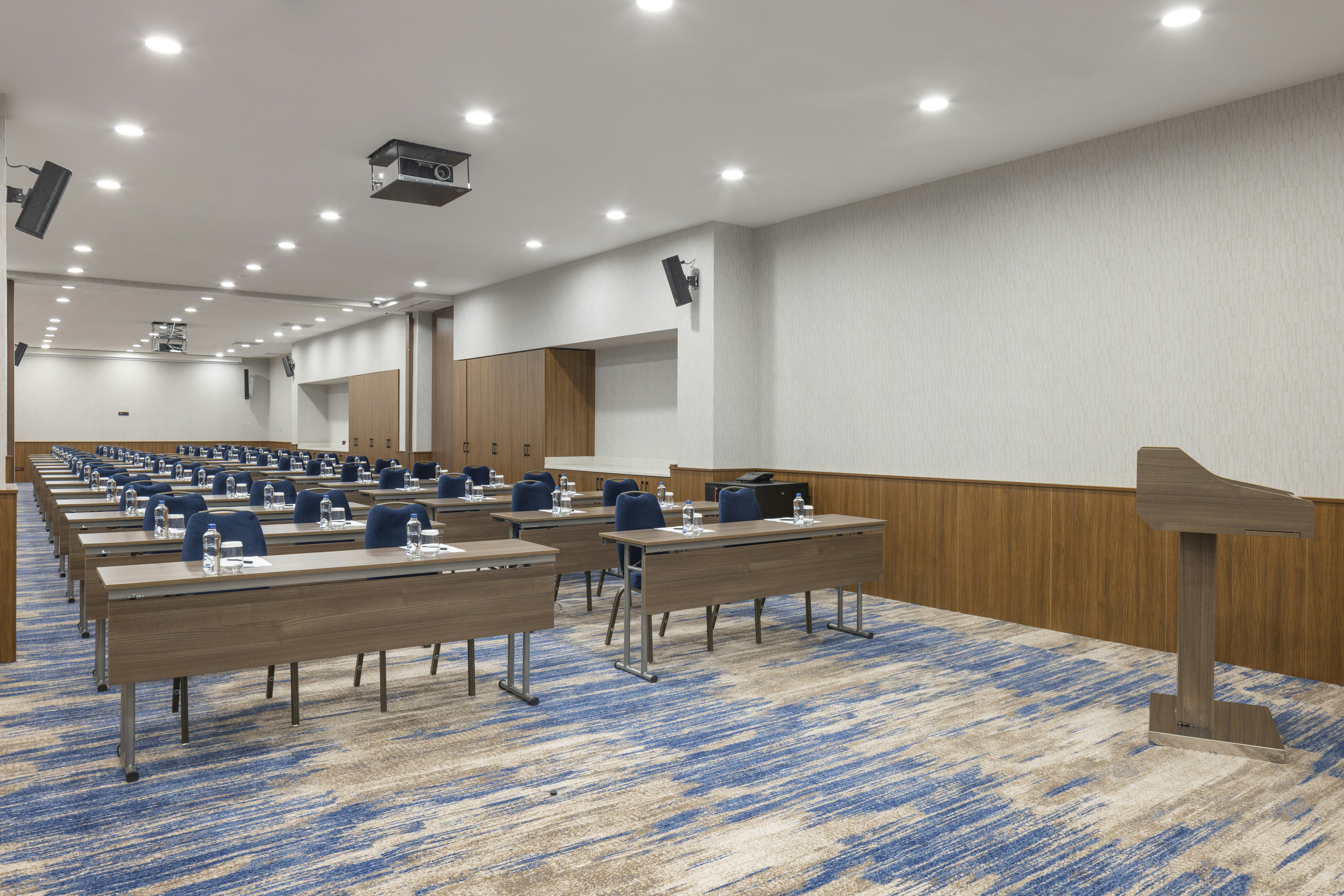 Hampton by Hilton Istanbul Arnavutkoy 37/43