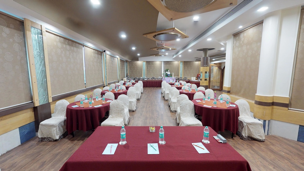 Pai Viceroy Jayanagar 27/34