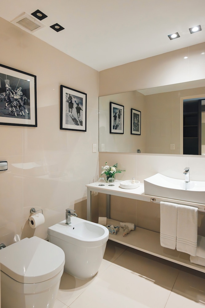 CasaSur Bellini Hotel 33/34