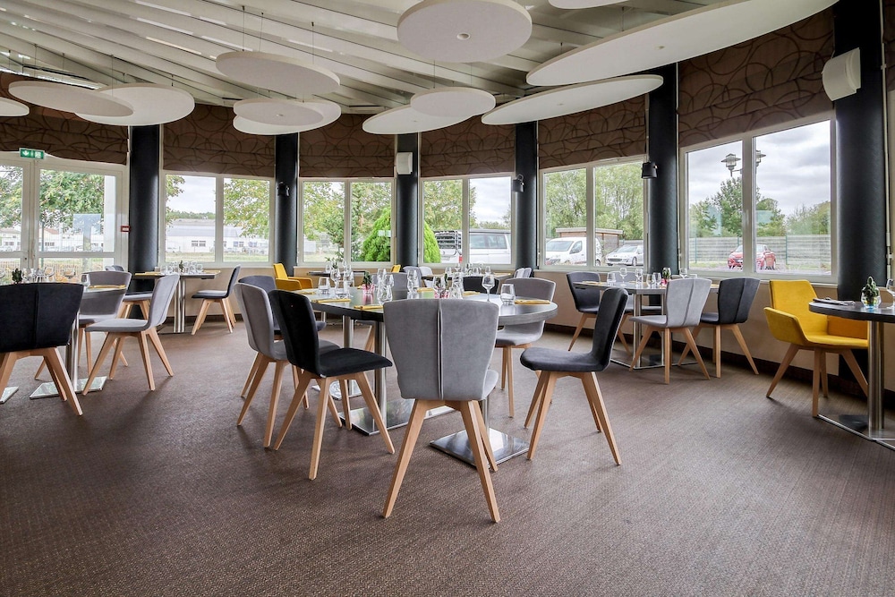 Brit Hotel Restaurant Le Cottage 36/62