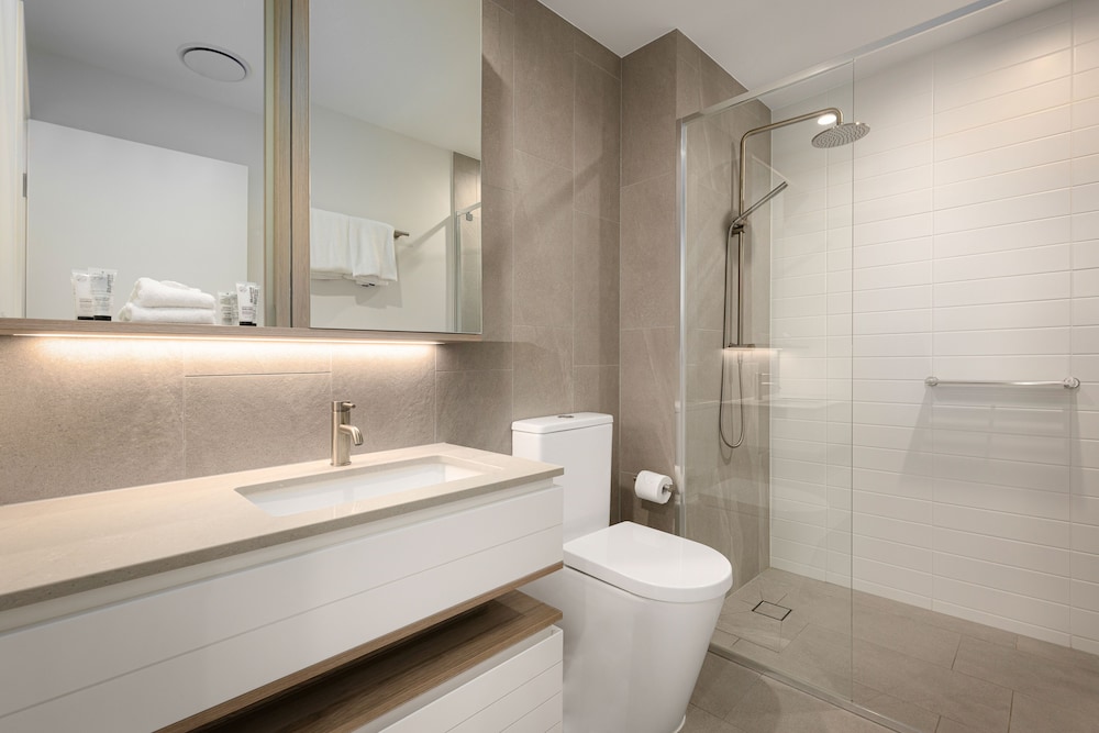 ULTIQA Signature at Broadbeach 49/50
