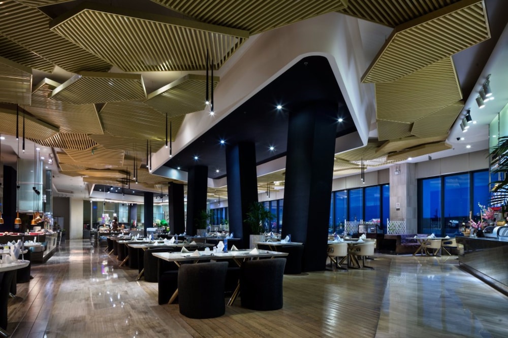 Wyndham Grand Hotel Qingdao 34/50