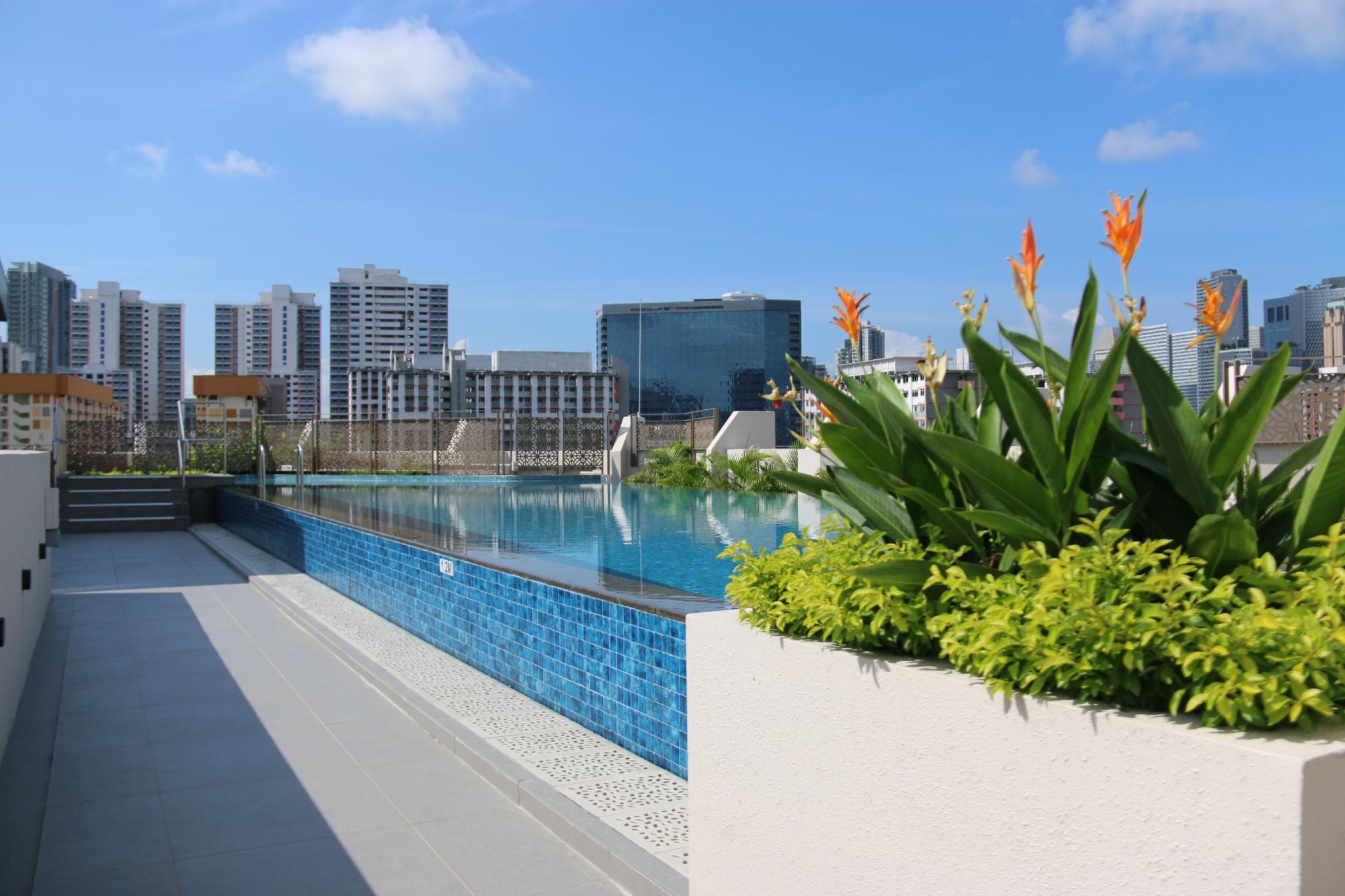 Aqueen Prestige Hotel Jalan Besar 37/42