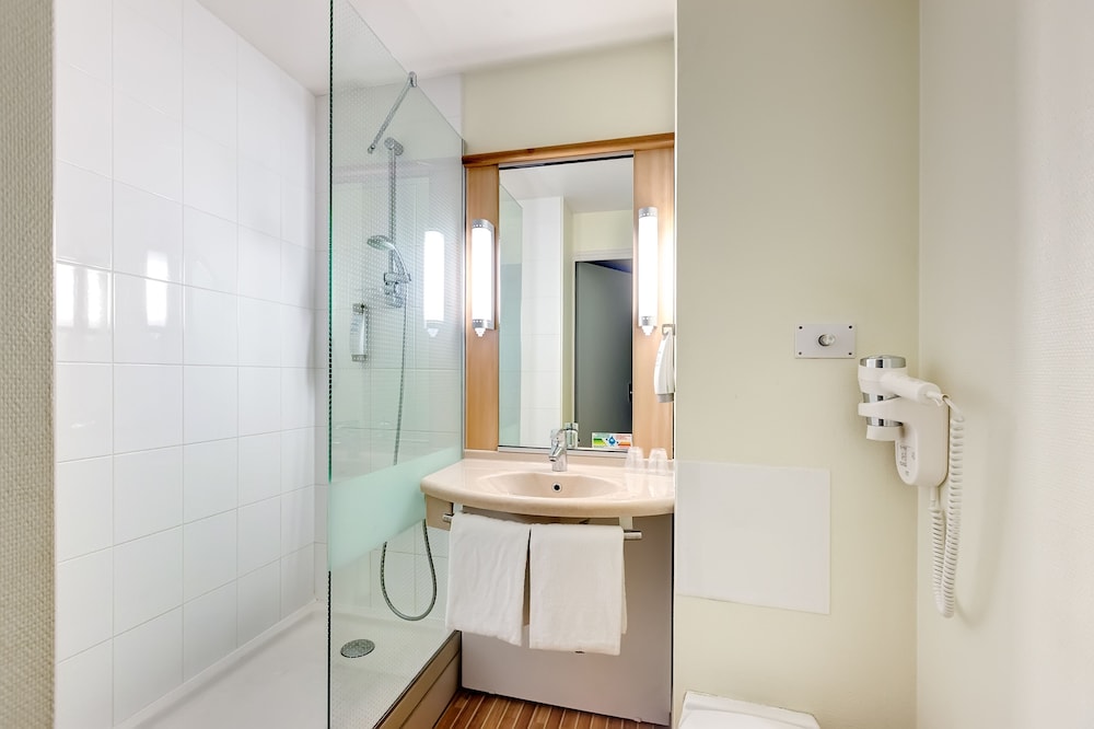 Ibis Agen Centre 9/59