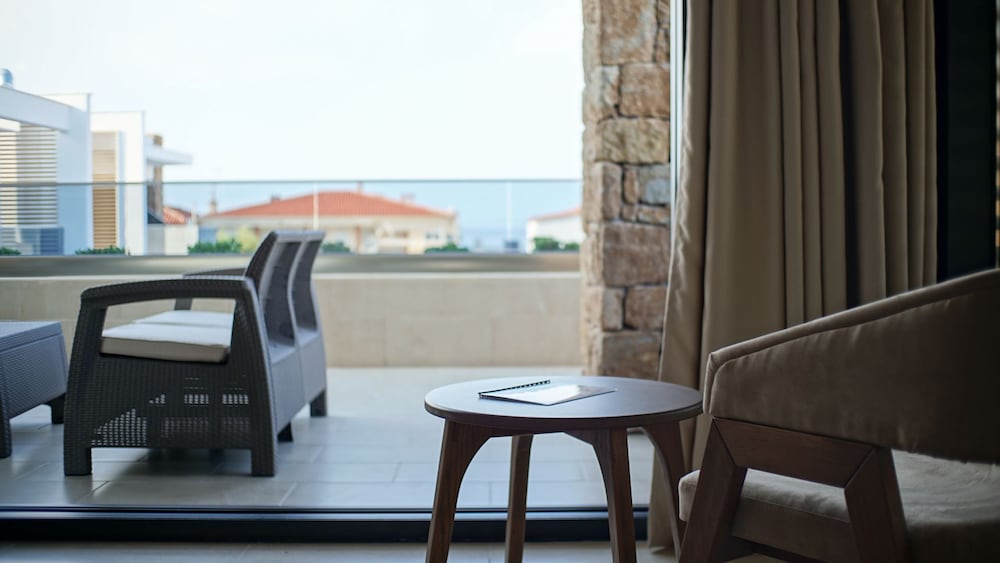 Agnes Deluxe Hotel 23/44