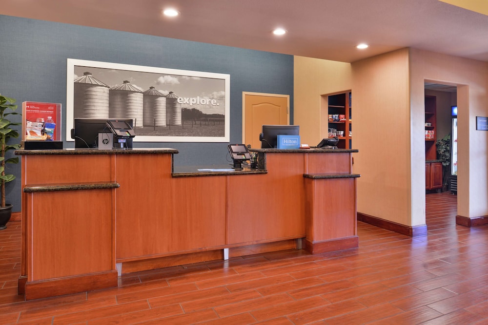 Hampton Inn and Suites Woodland - Sacramento Area 5/53