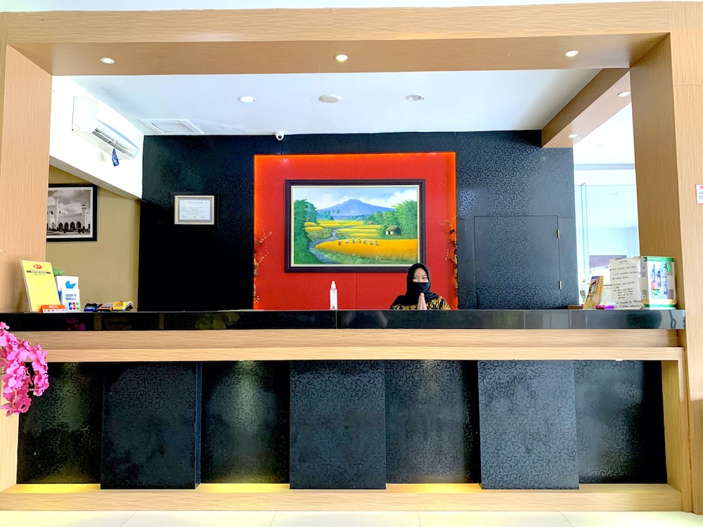 Parma Indah Hotel 5/35
