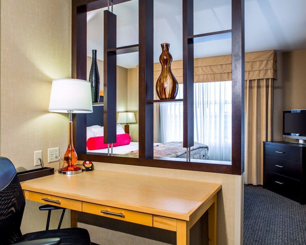 SpringHill Suites by Marriott Appleton 4/45