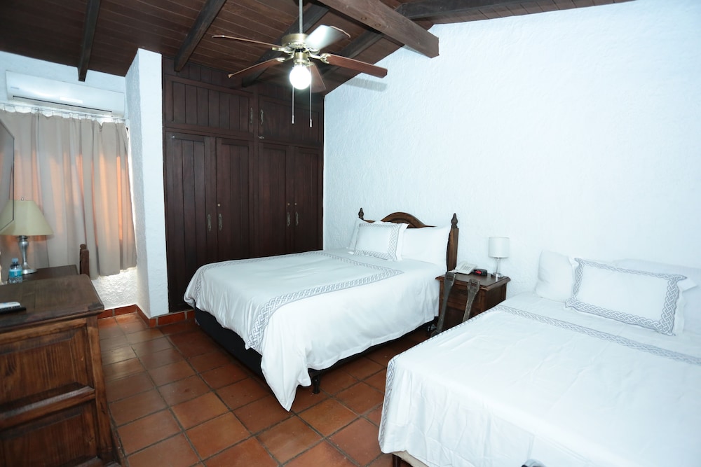 Hotel Casa Colonial 15/50