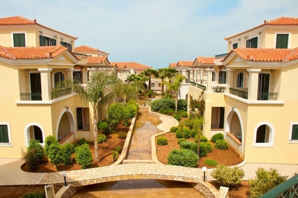 Messina Resort 44/47