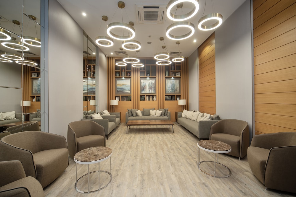 Tbilisi Chambers, Trademark Collection by Wyndham 31/50