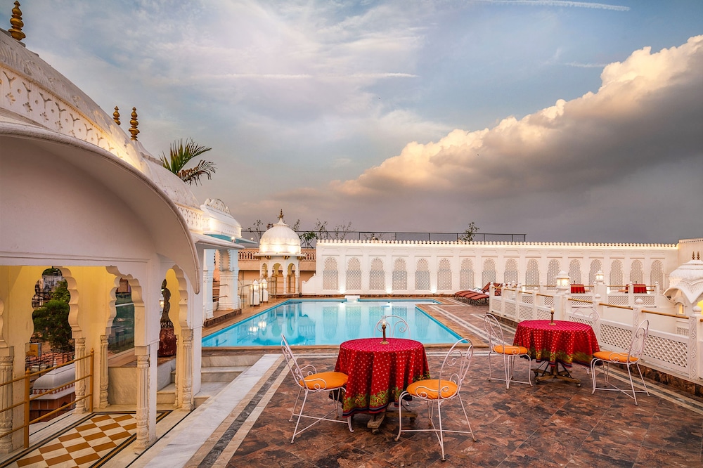 Rajasthan Palace Hotel 46/50