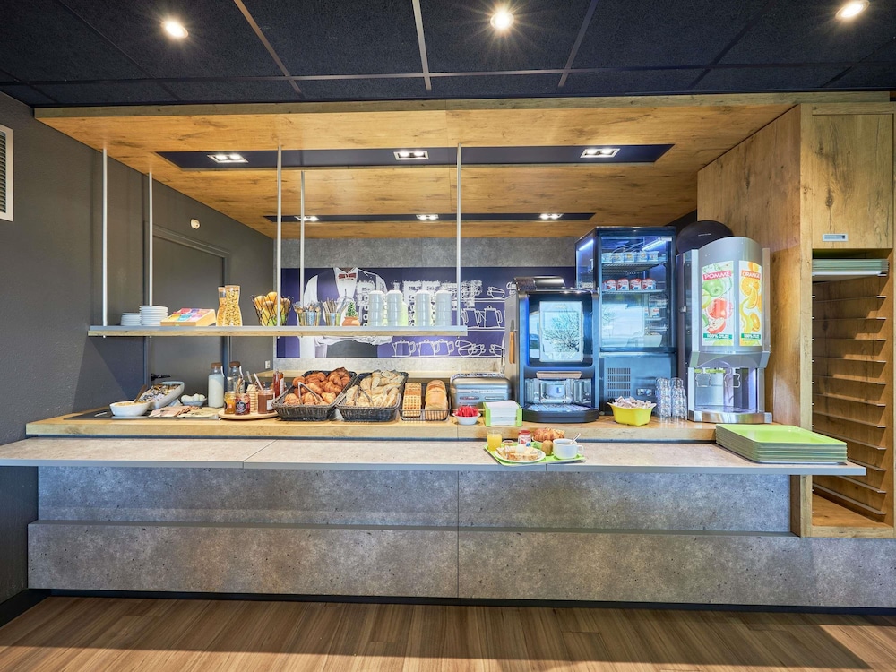 Ibis Budget Lisieux 9/73