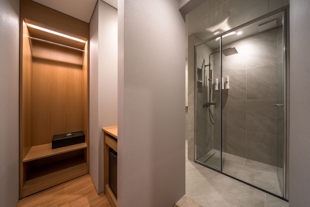 Comfort inn Yeouido 25/50