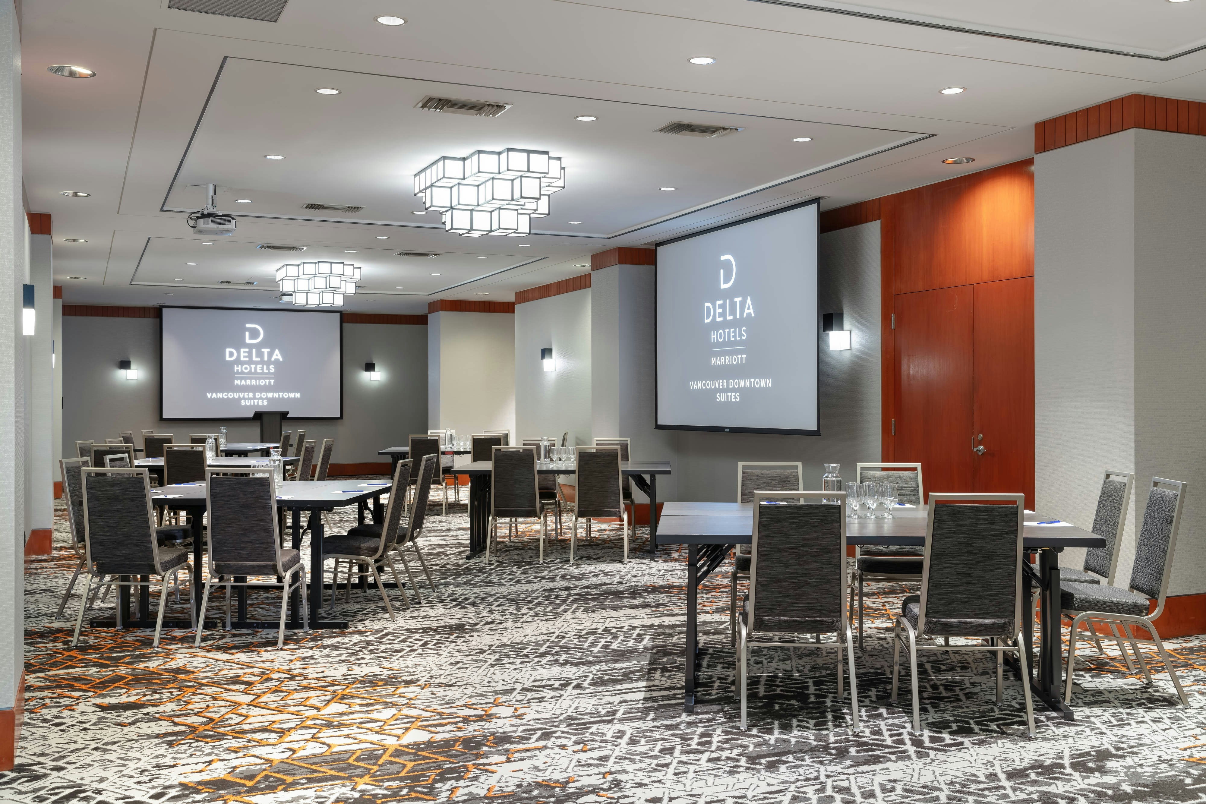 Delta Hotels by Marriott Vancouver Downtown Suites 37/49