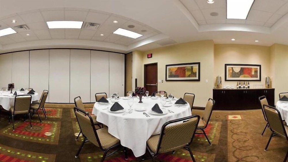 Double Tree By Hilton Sulphur Lake Charles 65/67
