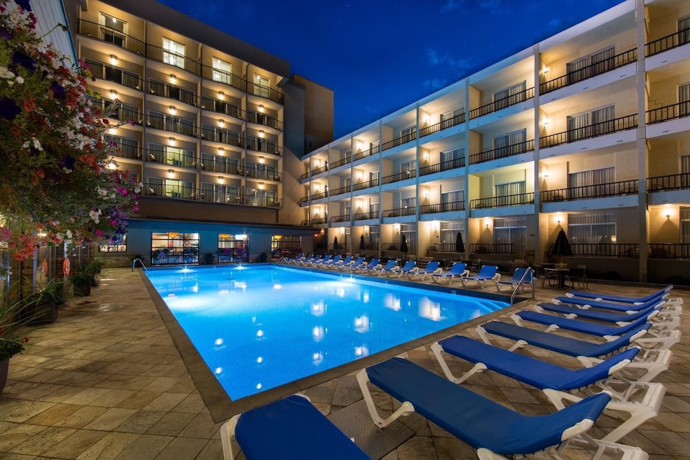 Coast Capri Hotel 3/61