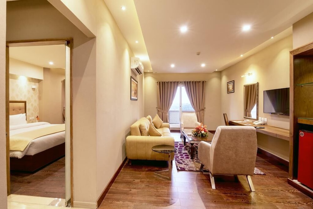 Hotel One Garden Town Lahore 13/31