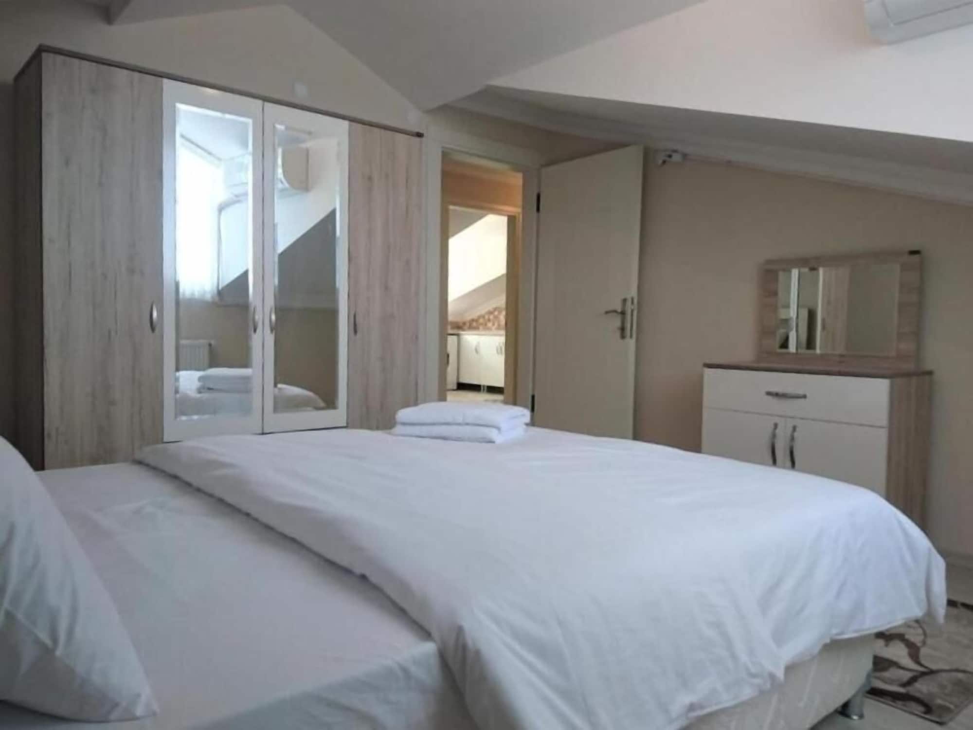 2 BEDROOMS, COMFORT, APARTMENT
