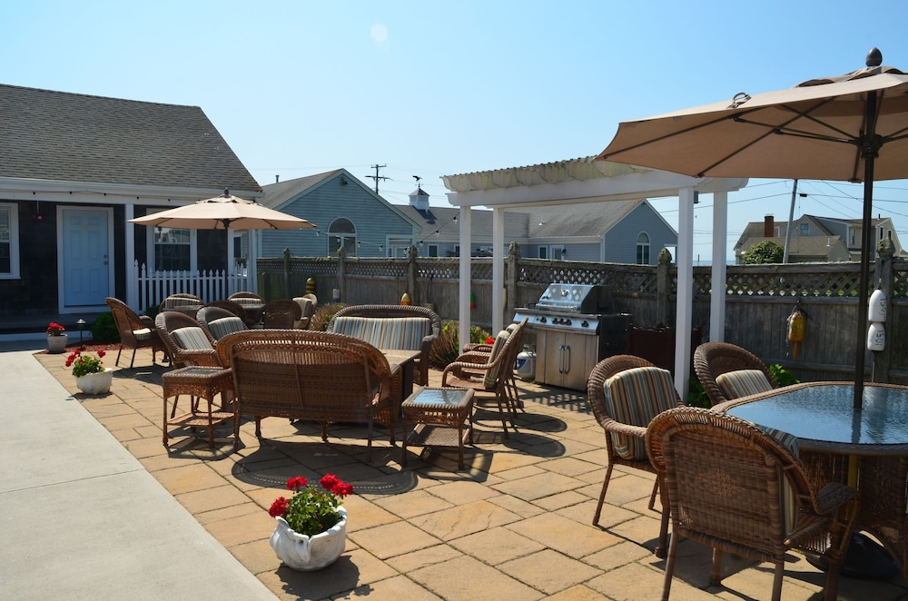 Beach Breeze Inn 34/50