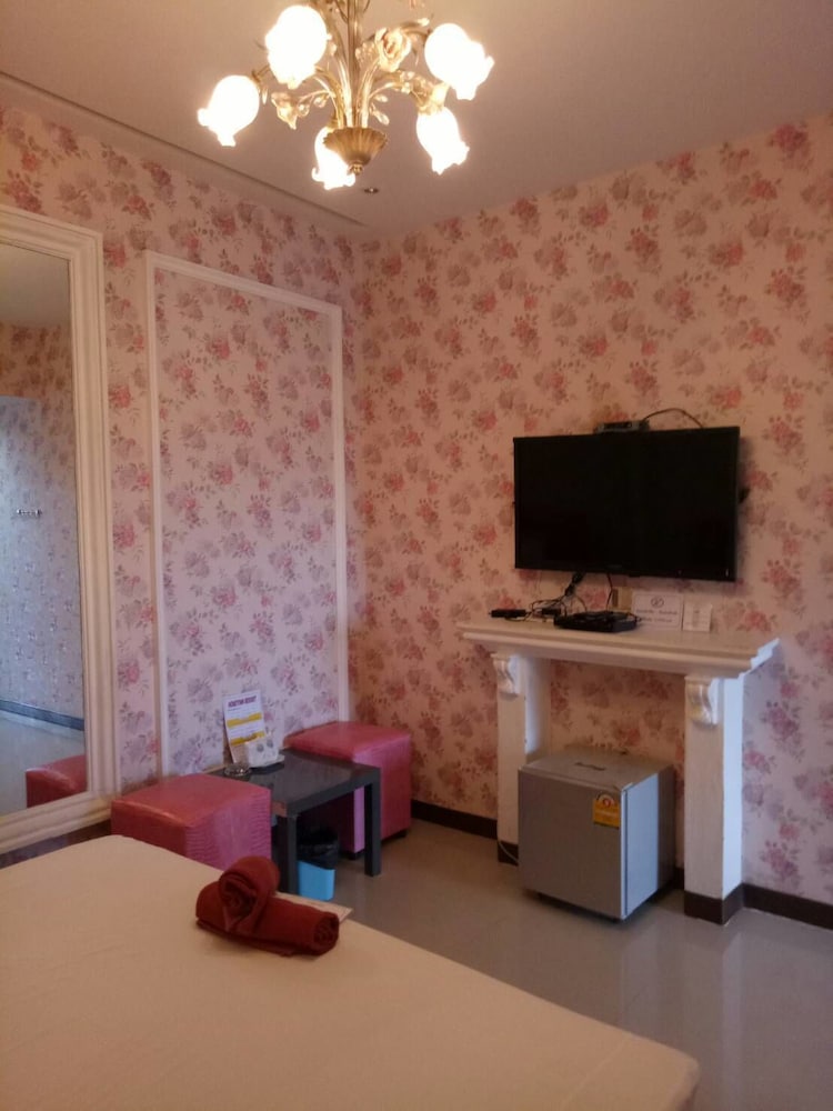 Honey Inn Hotel 25/50