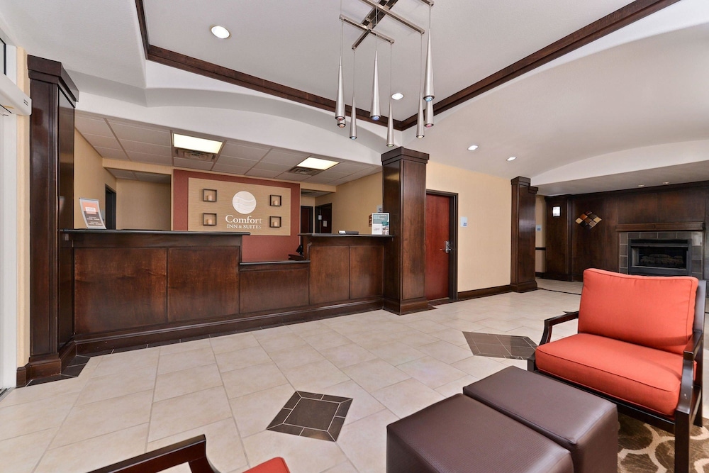 Comfort Inn and Suites Mexia, TX 7/59