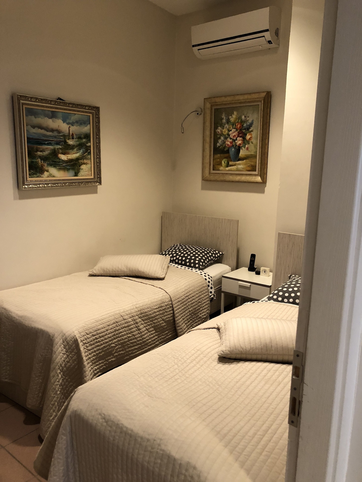 3 BEDROOMS, FAMILY, APARTMENT