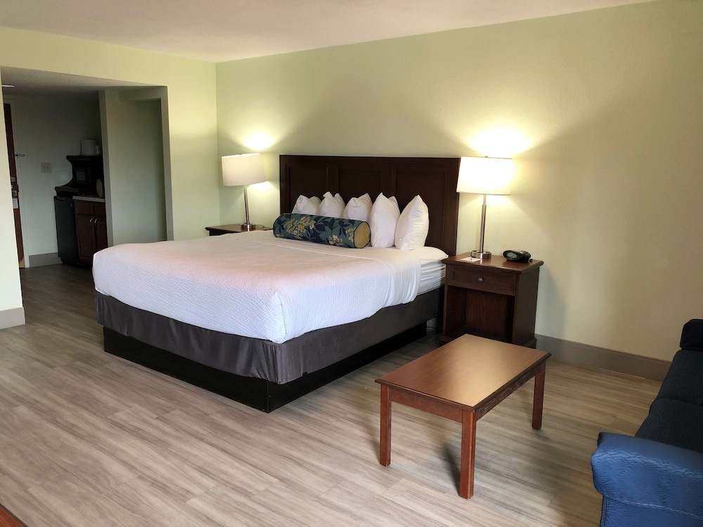 Best Western Plus Myrtle Beach @ Intracoastal 15/38